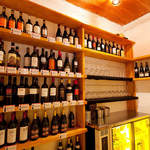 Bisutoro Ookami - 世界各国の店主厳選ワイン♪50種類以上の豊富なワインをご用意してます！　こだわりのﾜｲﾝを豊富にご用意♪世界各地より揃えました☆