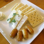 フォルクローロいわて東和 カフェバー - 小岩井チーズの盛合せ