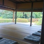 慈光院 - こちらでお抹茶を頂きます
