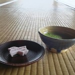 慈光院 - 拝観料1000円に付いてます お抹茶とお菓子