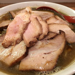 麺や 七彩 - 喜多方肉そば（煮干し）大盛り