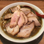 麺や 七彩 - 喜多方肉そば（煮干し）大盛り