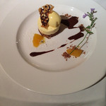 レストラン・マッカリーナ - オレンジのババロア パッションフルーツのアイス