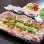 オモニ別邸 松山カルビ - 骨付き豚カルビ