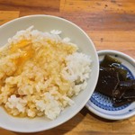 煮干しそば 暁 - 生卵かけご飯