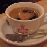 エミリア - コーヒー