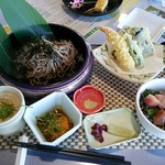 レストランハーツリー - 天ざる蕎麦とまぐろ丼
