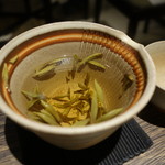 s.201 - ☆ジャスミン茶の茶葉少し少なめ!(^^)!☆