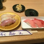 回転さかなや鮨　魚忠 - 