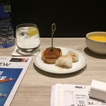 SilverKris Lounges - 