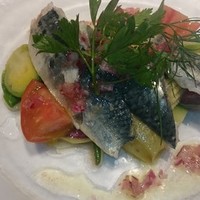 かえりやま - 色鮮やか♡スモークしたイワシのマリネ、野菜添え
                  