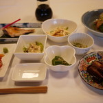 湯の沢温泉 森の四季 - 