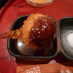 【メンチカツ】こちらはソースで♪