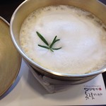 놋그릇 가지런히 - 