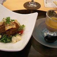 ゆば泉 宝ヶ池店 - メイン料理（牛肉と湯葉、九条ネギソース）