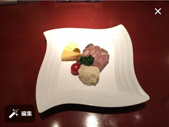 Cats and Dogs photo 2