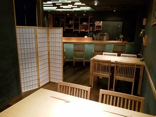 Roppongi Kakishin - 店内