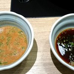 露菴 - 旬菜創作ビュッフェ 露菴 宗像店 しゃぶしゃぶのタレ(ごまだれとポン酢です。)　fromグリーンロール　