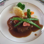 セルフィーユ - 豚肉の赤ワイン煮　いちじく添え