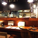 さば銀 - カウンター席に通されました。