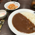 CoCo壱番屋 - 濃厚甘くて辛いカレー(店舗限定)、半熟たまご、サワーマスタードキャベツ(8月末までの限定)