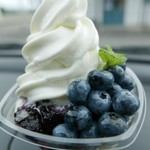 ハッピーベリー - 【フレッシュブルーベリーパフェ…580円】★2016/7