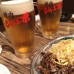 焼肉 ジャンボ - 梅雨明けは
      暑気払い兼ね
      焼肉で