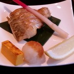 まほろば - 焼物：のど黒塩焼き　染おろし