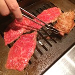 焼肉 ジャンボ - 焼き入れは
      表4秒
      裏4秒