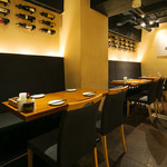 trattoria イタリアン SATOMI fooding - テーブル席