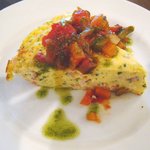 ガーデン＆クラフツ カフェ - !('10/10)特製オムレツ