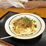 マッちゃん - マッちゃん名物の「ザル寄せ豆腐」(380円)