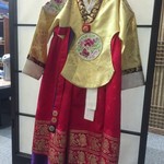 韓料理夢回廊 - インテリアのチマチョゴリ