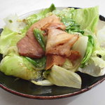 松原きっちん - 香ばしチャーシューとレタスの炒め物