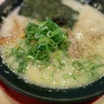 熟成とんこつラーメン専門 一番軒 - 