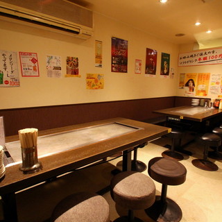 A spacious store with all seats equipped with far-infrared iron plates ♬