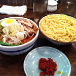 東池袋 大勝軒 - 坦々つけ麺です。無理言って激辛です。