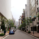 金田中 庵 - 2016 銀座の街　この先に金田中　庵さんがある