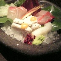 ダイナミックキッチン＆バー 燦 大阪店 - お刺身盛り合わせ
