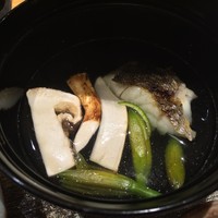 丸新 - お椀
                      松茸のお吸い物