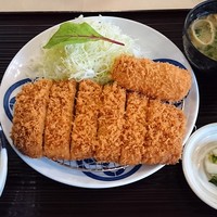 とんかつ まい泉 青山本店 - 茶美豚とエビクリームコロッケ