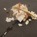 食堂セゾンドール - 対馬産穴子アンディーグロースト押麦赤ワインソース