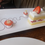 パティスリー オー フィル ドゥ ジュール - いちごショートケーキ