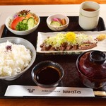 Ishiyaki Ando Wain Iwata - 牛の肉の細切りｿﾃｰの和風定食