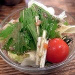 金魚CAFE - カレーに付いてくるサラダ