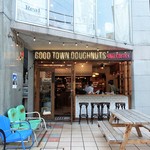 GOOD TOWN DOUGHNUTS - 外観