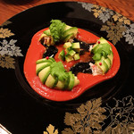 美味これくしょん神田倶楽部 - 中には蟹が入ってます。ソースが美味！！