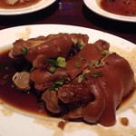 富覇王猪脚 - 霸王腿節