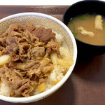Sukiya - 牛丼並350円と味噌汁80円