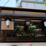 吉祥庵 - 2階店舗なれど、蕎麦屋の風情を表現されている、面白い造り